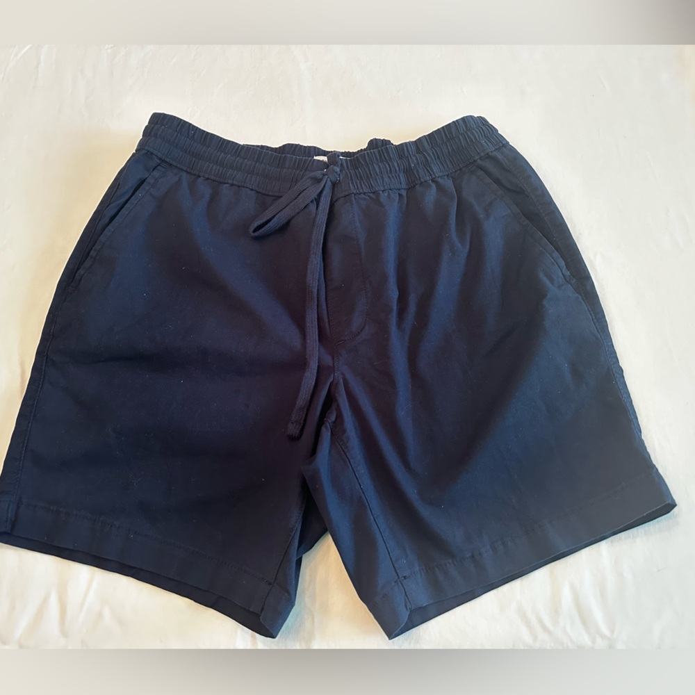 NWT Men’s Sonoma Pull On Shorts. Size M